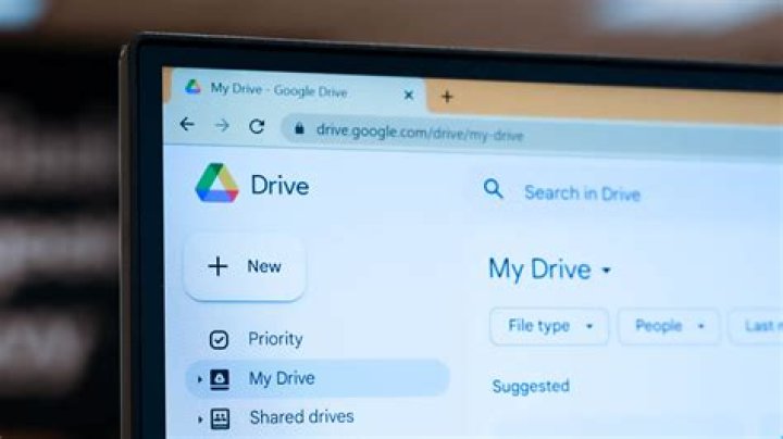 Is Google Drive public or private cloud?