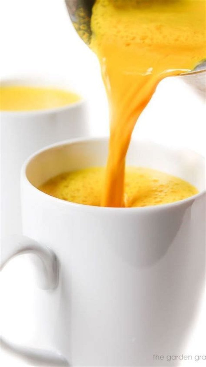 What is the best time to drink turmeric milk?